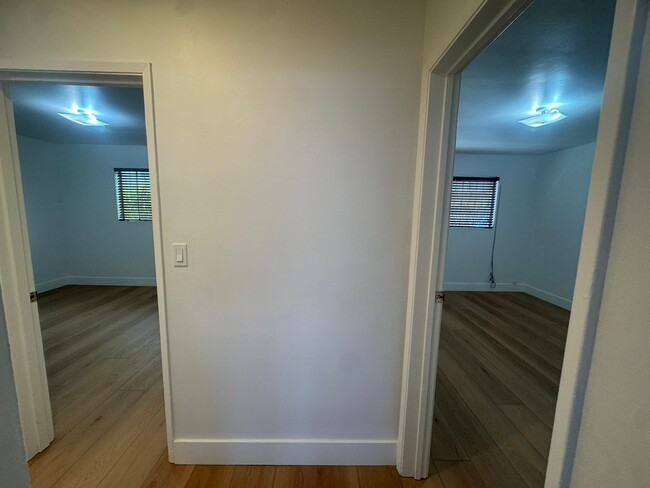 Building Photo - 4018 W 142nd St