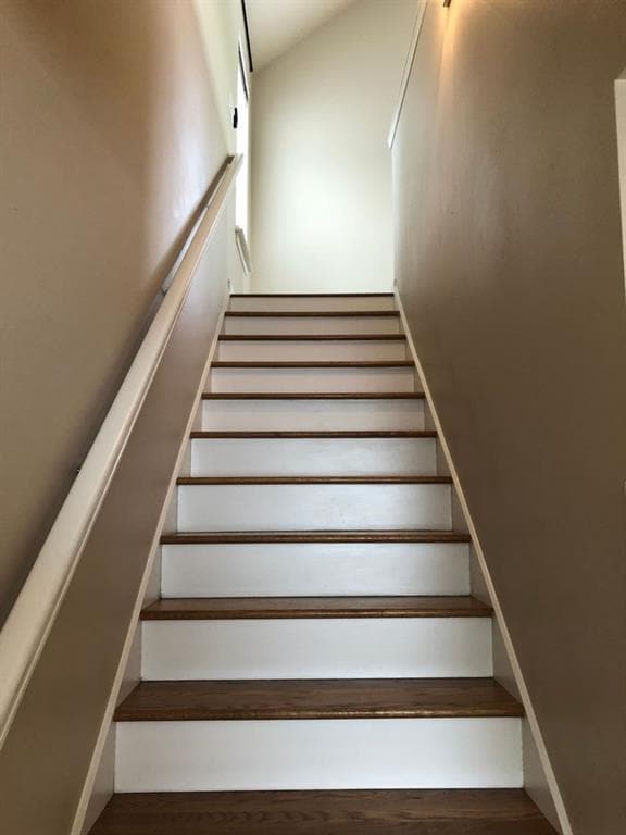 Building Photo - 4511 Depew Ave