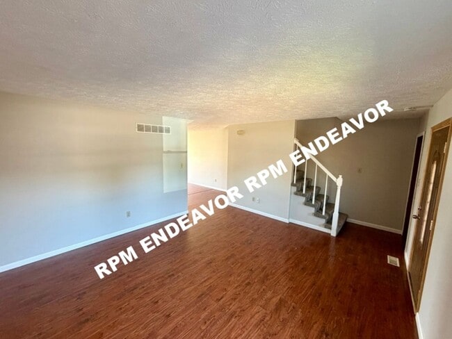 Building Photo - 1368 Deerfield Estates Dr