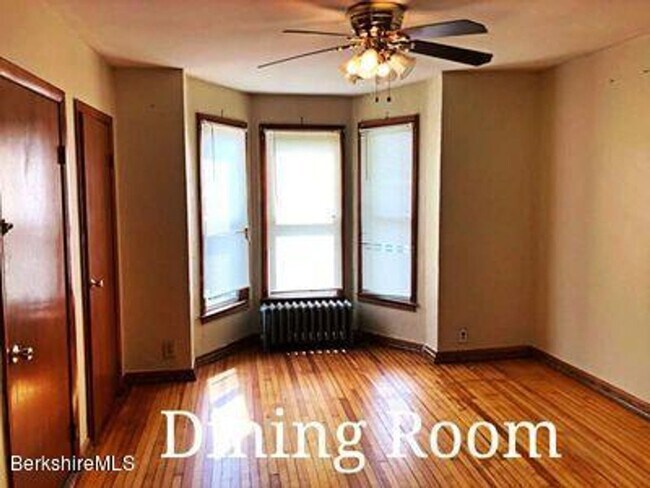 Building Photo - 38 Bryant St