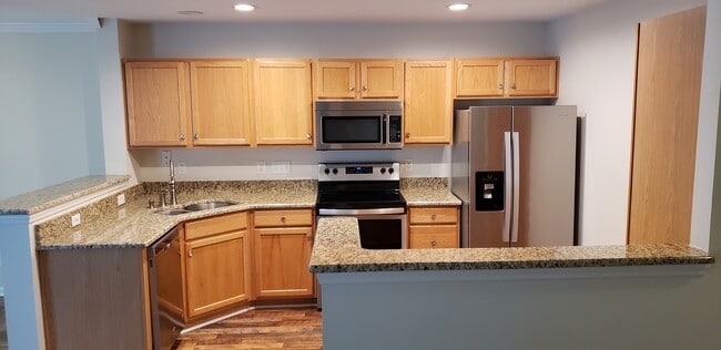 Building Photo - 6357 Double Eagle Dr