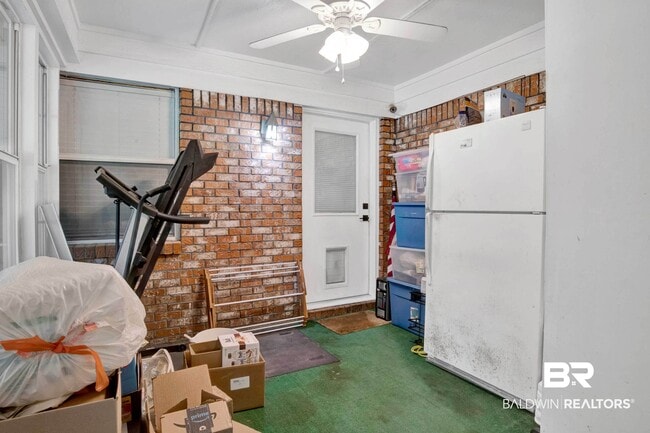 Building Photo - 11525 Brenda Rd