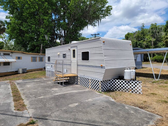 Primary Photo - 6801 Alafia Dr