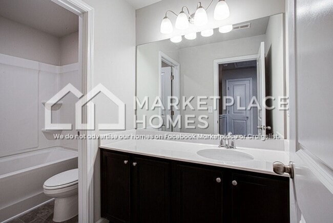 Building Photo - 6715 Hill Rock Ln