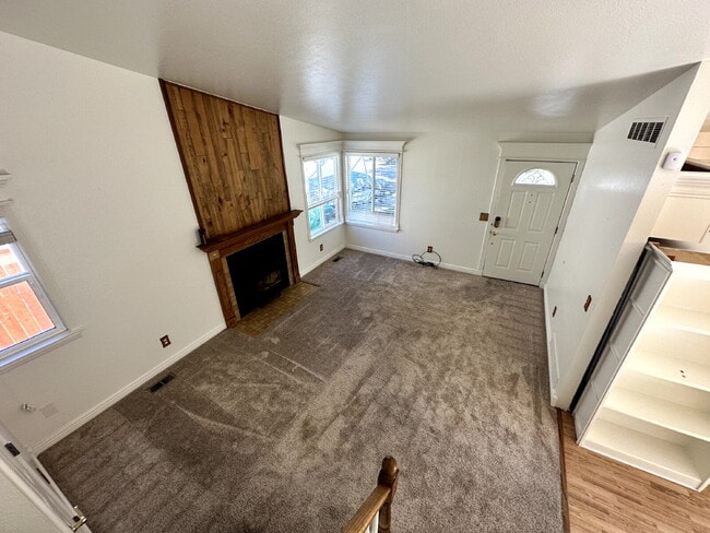Building Photo - Summer Valley 3 Bed 2 Full Bath Home. 1 Car Garage. Large Deck. Move In Ready.