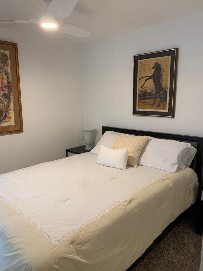 Building Photo - 21236 Harbor Way