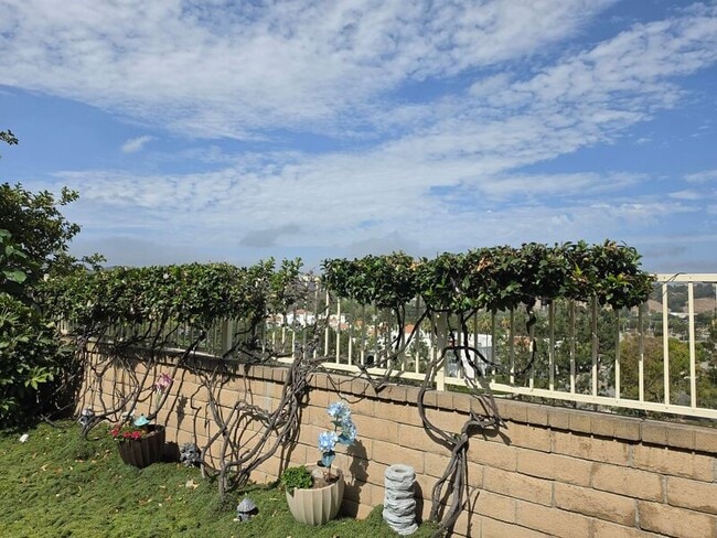 Building Photo - 27875 Avenida Armijo