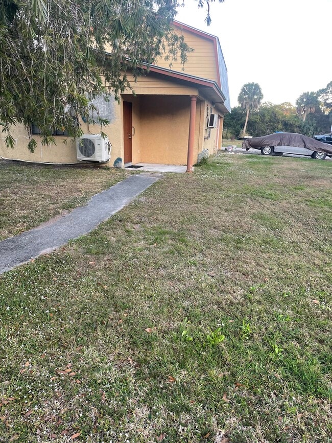 Building Photo - 1450 Copenhaver Rd