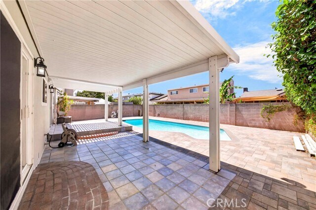 Building Photo - 8321 Santa Margarita Ln
