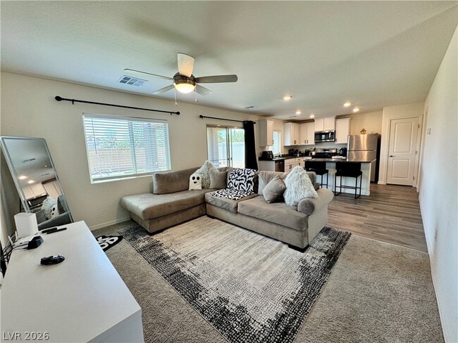 Building Photo - 1635 Cowboy Path Ave