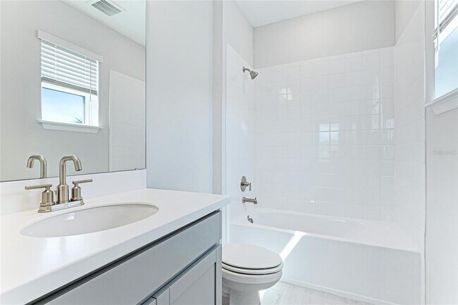 Building Photo - 8440 Skye Rnch Blvd