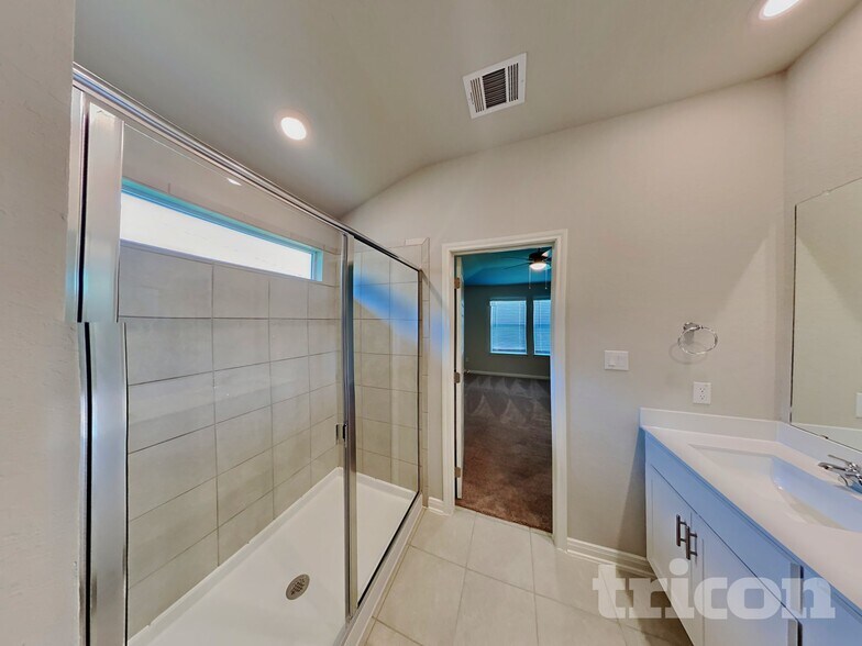 Building Photo - 5723 Jayden Pass