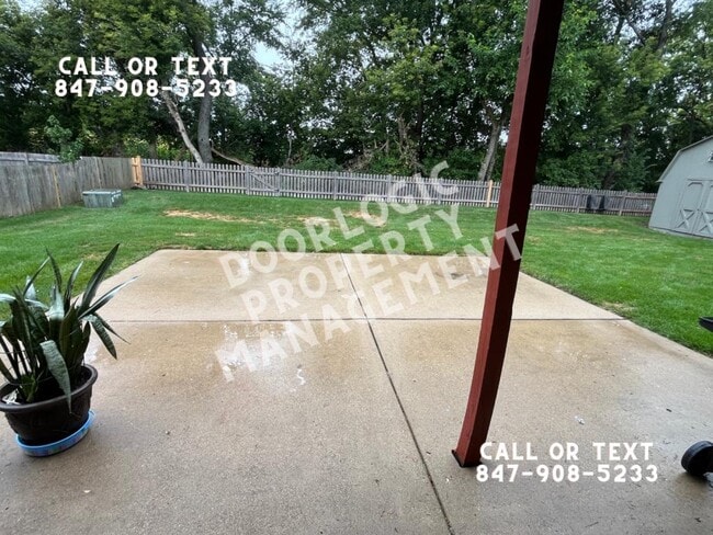 Building Photo - 965 Amberwood Pl