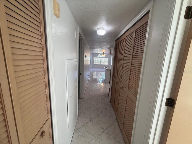 Building Photo - 8722 Rain Forest Pl