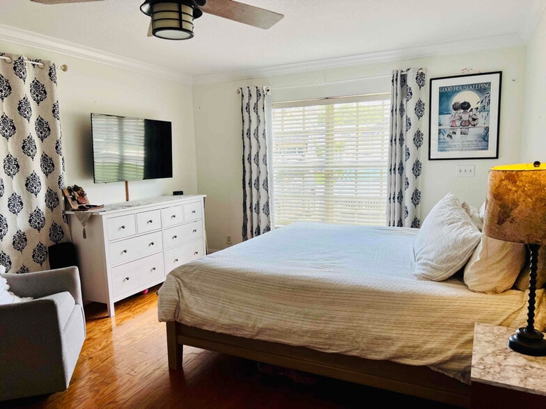 Building Photo - 3607 S Waverly Pl