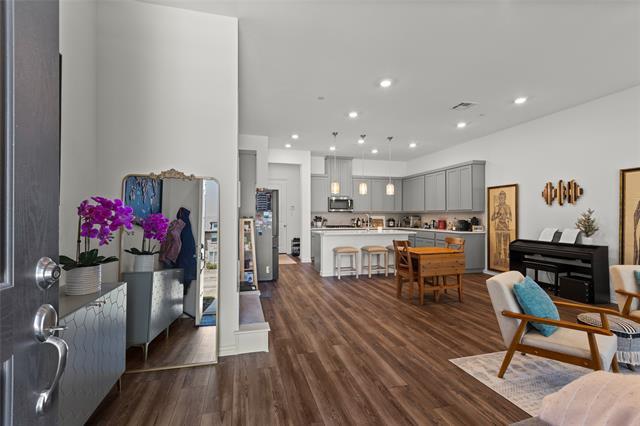 Building Photo - 6302 Baritone Ct