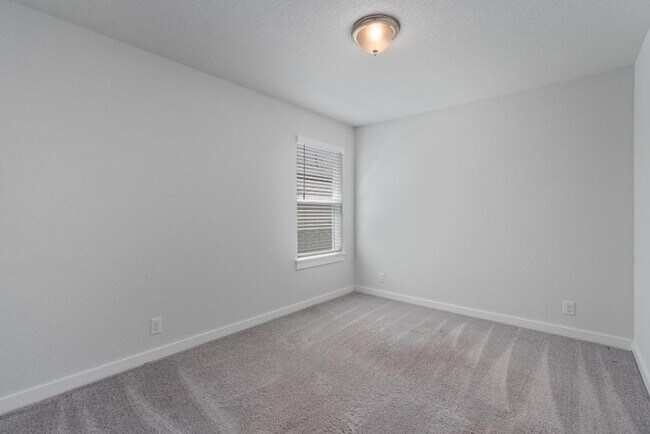 Building Photo - 4044 Legend Meadows