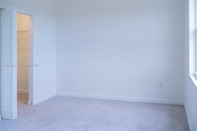 Building Photo - 27651 SW 155th Ct