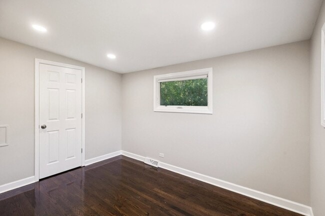 Building Photo - 1321 Heatherfield Ln