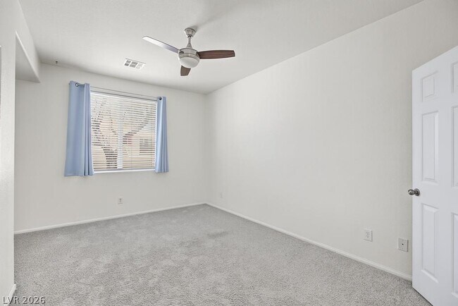 Building Photo - 9315 Quiet Mist Ct