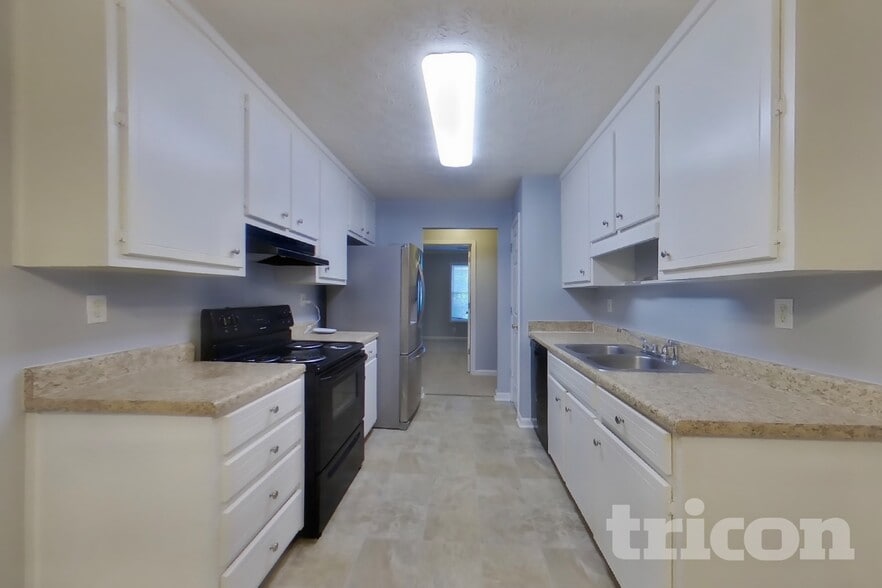 Building Photo - 137 Poplar Way