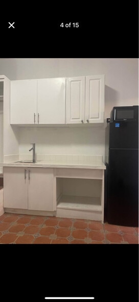 Building Photo - 3131 W 16th Ave