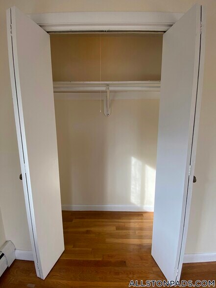 Building Photo - 75 Gardner St