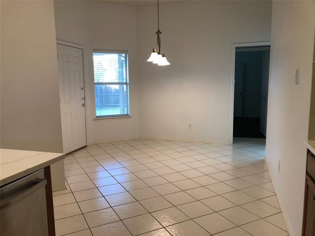 Building Photo - 1532 Ector Dr