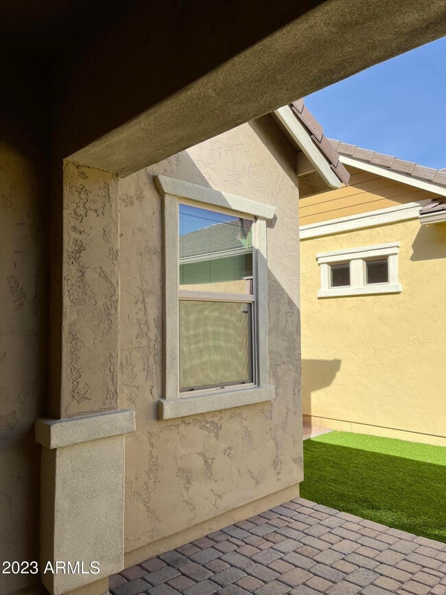 Building Photo - 4225 E Ronald St