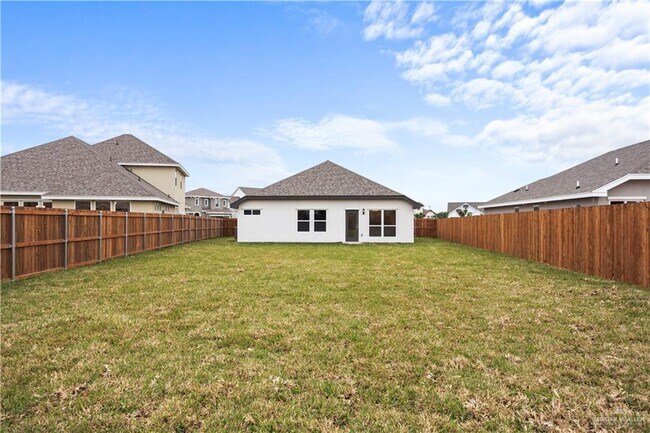 Building Photo - 30 Westcave Falls Ln