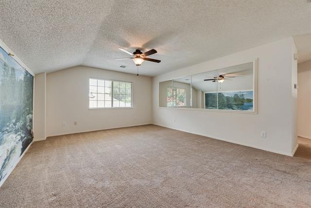 Building Photo - 3800 Rolling Hills Dr