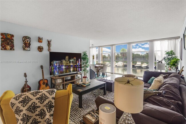 Building Photo - 601 Three Islands Boulevard