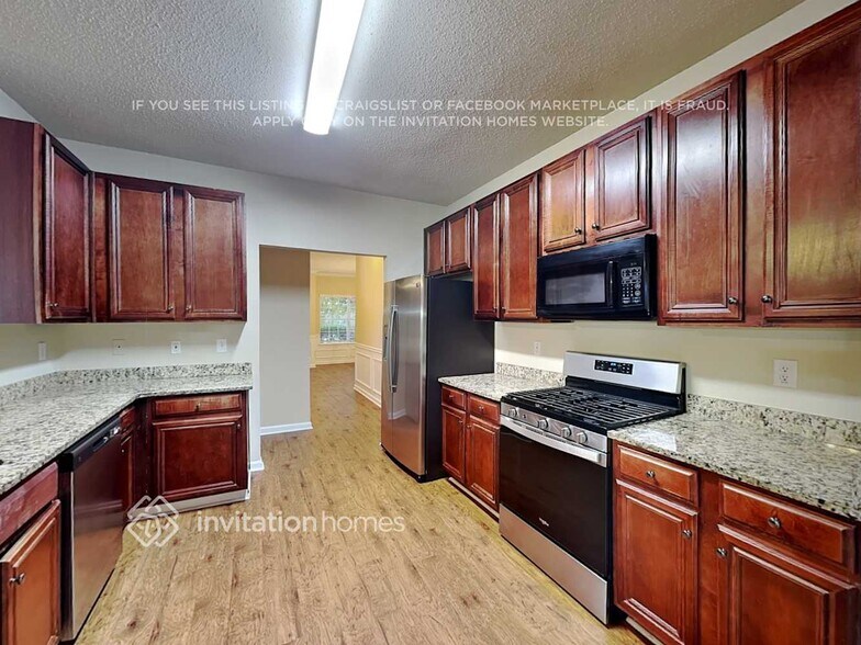 Building Photo - 7062 Cavender Dr SW