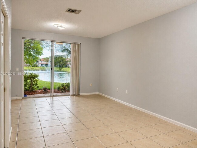 Building Photo - 2741 SW 83rd Ave