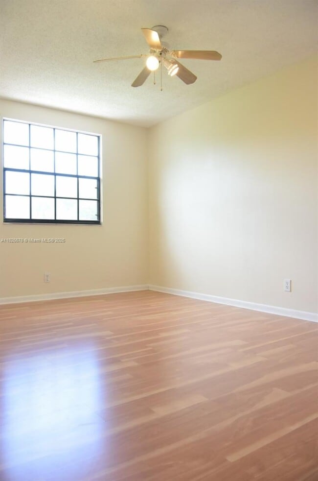 Building Photo - 9481 NW 39th Pl