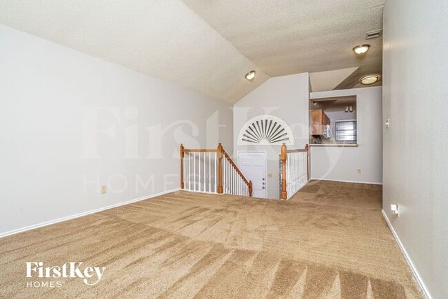 Building Photo - 1323 Jasmine Dr