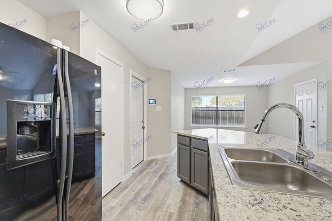 Building Photo - 2218 Prairie Creek Trail