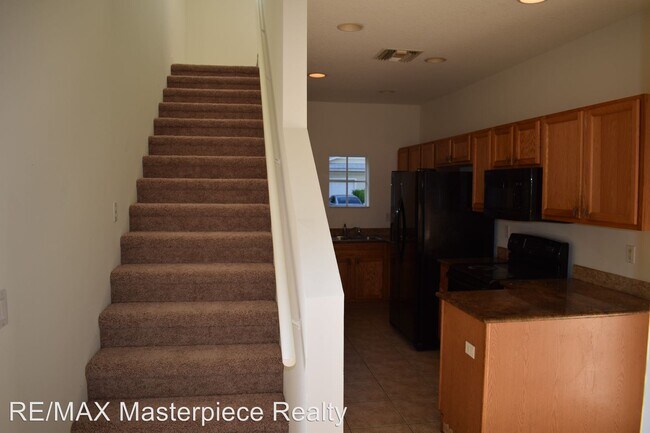 Building Photo - 4 br, 2.5 bath House - 2709 Creekside Dr