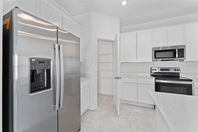 Building Photo - 381 Singing Sands Cir