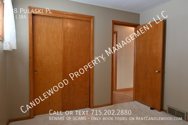 Building Photo - Pet Friendly 3 Bedroom Single Family Home ...
