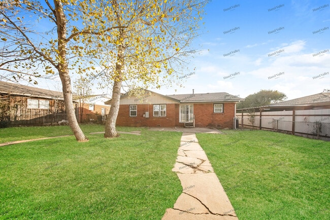 Building Photo - 3005 SW 54th St