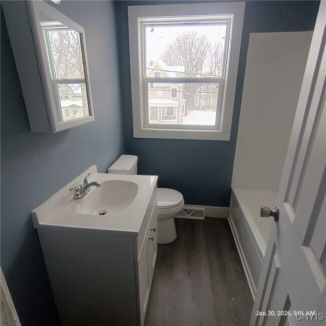 Building Photo - 113 Dearborn Pl