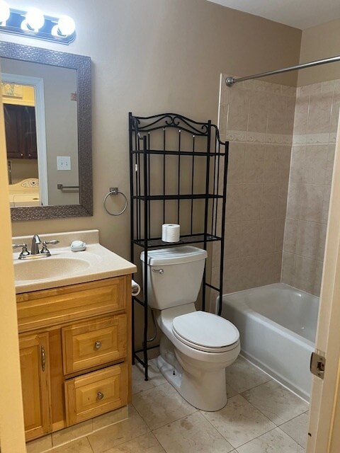 2nd Full Bath - 1554 Willow Pond Dr