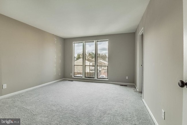 Building Photo - 7301 Larrup Ct