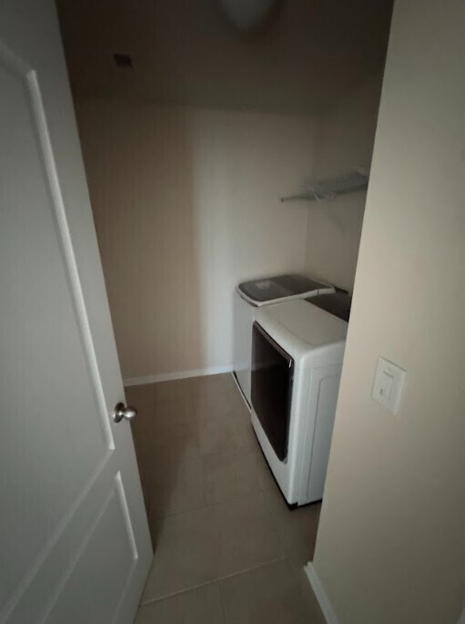 Building Photo - Modern Comfort Meets Space – 4BR/3.5BA Hom...