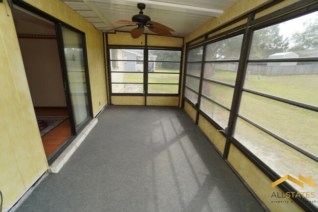 Building Photo - 8954 SW 101st Pl