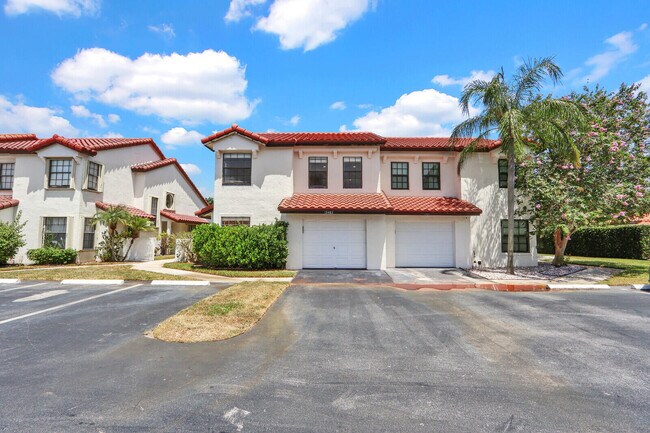 Building Photo - 13483 Fountain View Blvd