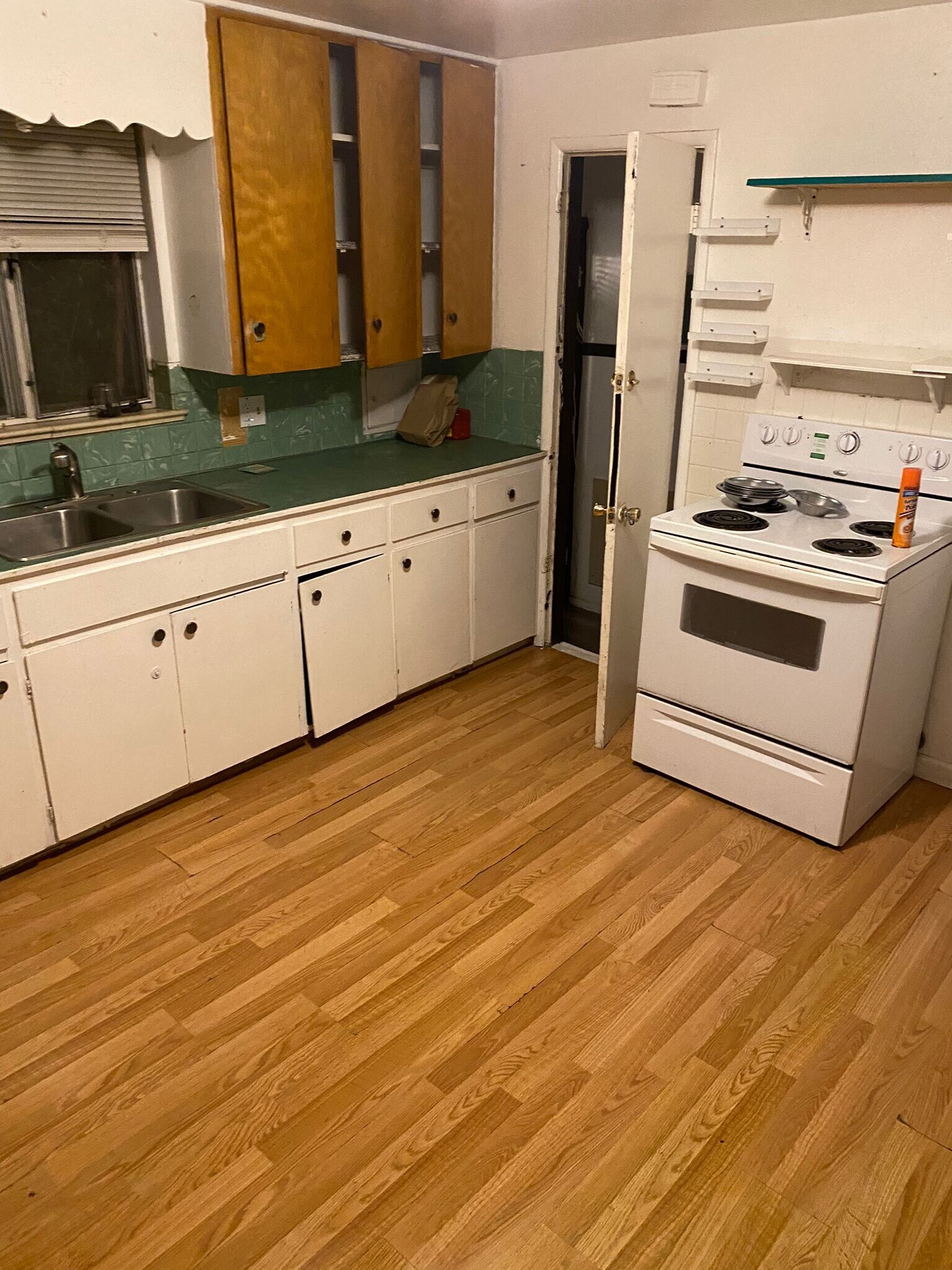 Building Photo - 775 S Leyden St