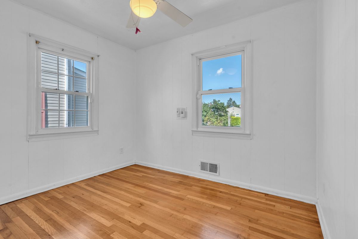 Building Photo - 253 Fairmount Ave