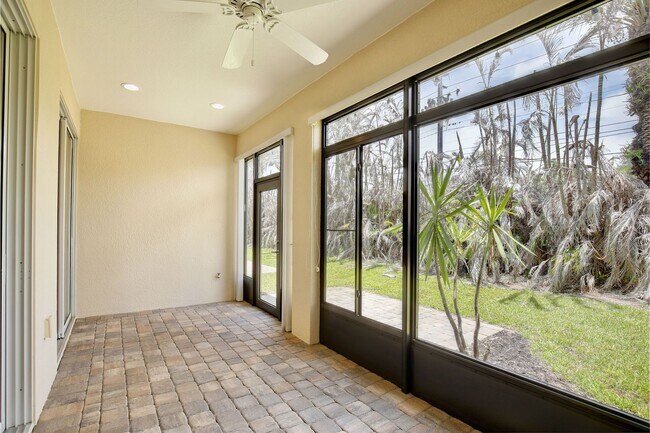 Building Photo - Stylish and Spacious 3/2.5 Townhome with Premium Features and Community Pools